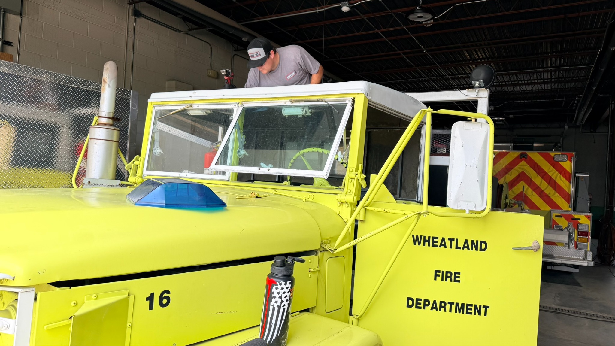 Code-307 installing an old-school rotator lightbar on Wheatland Fire Brush 16